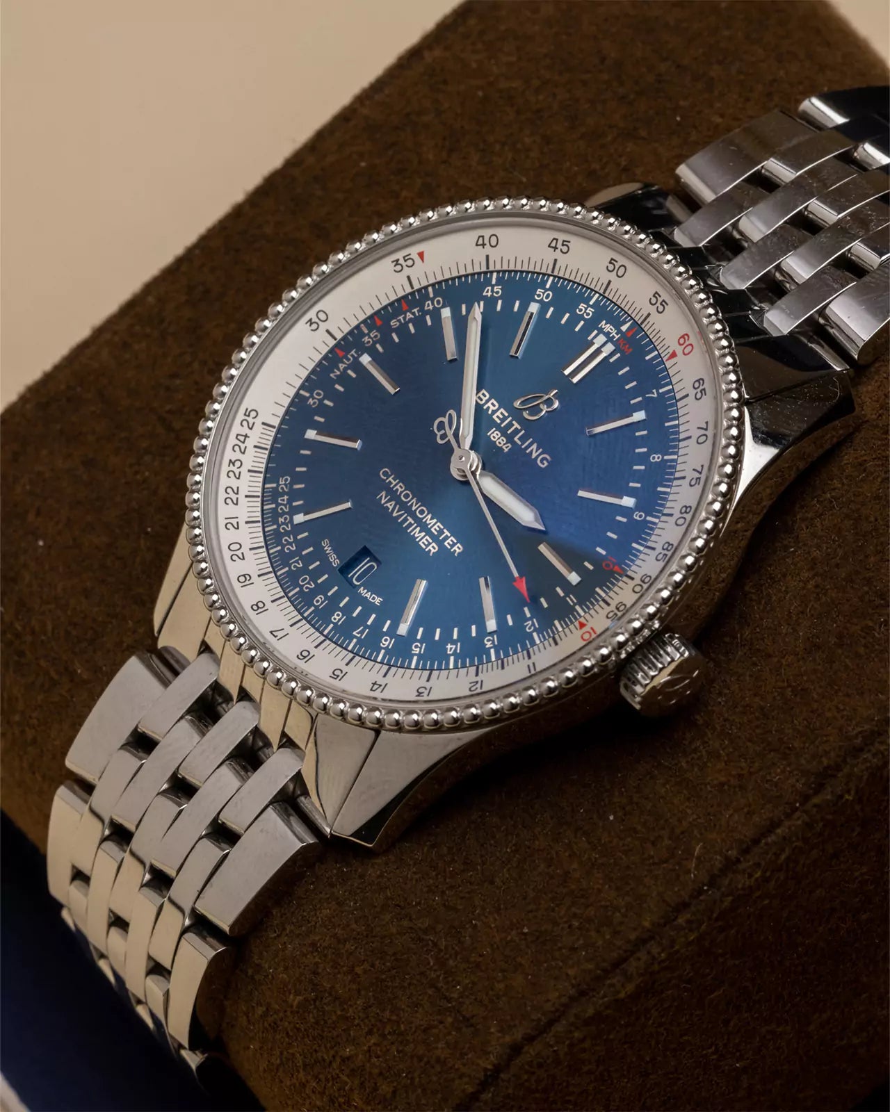 Breitling Navitimer Automatic 41 bei Watch Out